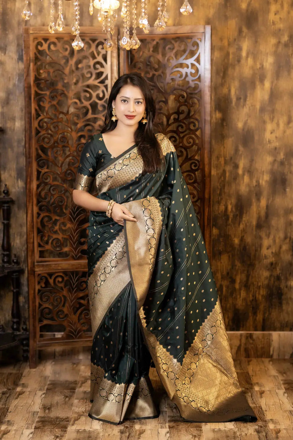 Soft-Poly-Silk-saree-with-stylish-prints-niyati