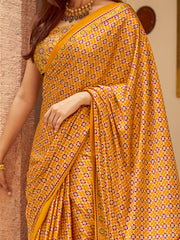 Women's Crepe Printed Designer Saree With Blouse Piece