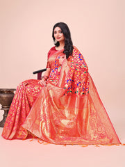 Majestic Green Silk Saree with Gold Zari & Floral Design – Perfect for Festive & Traditional Occasions