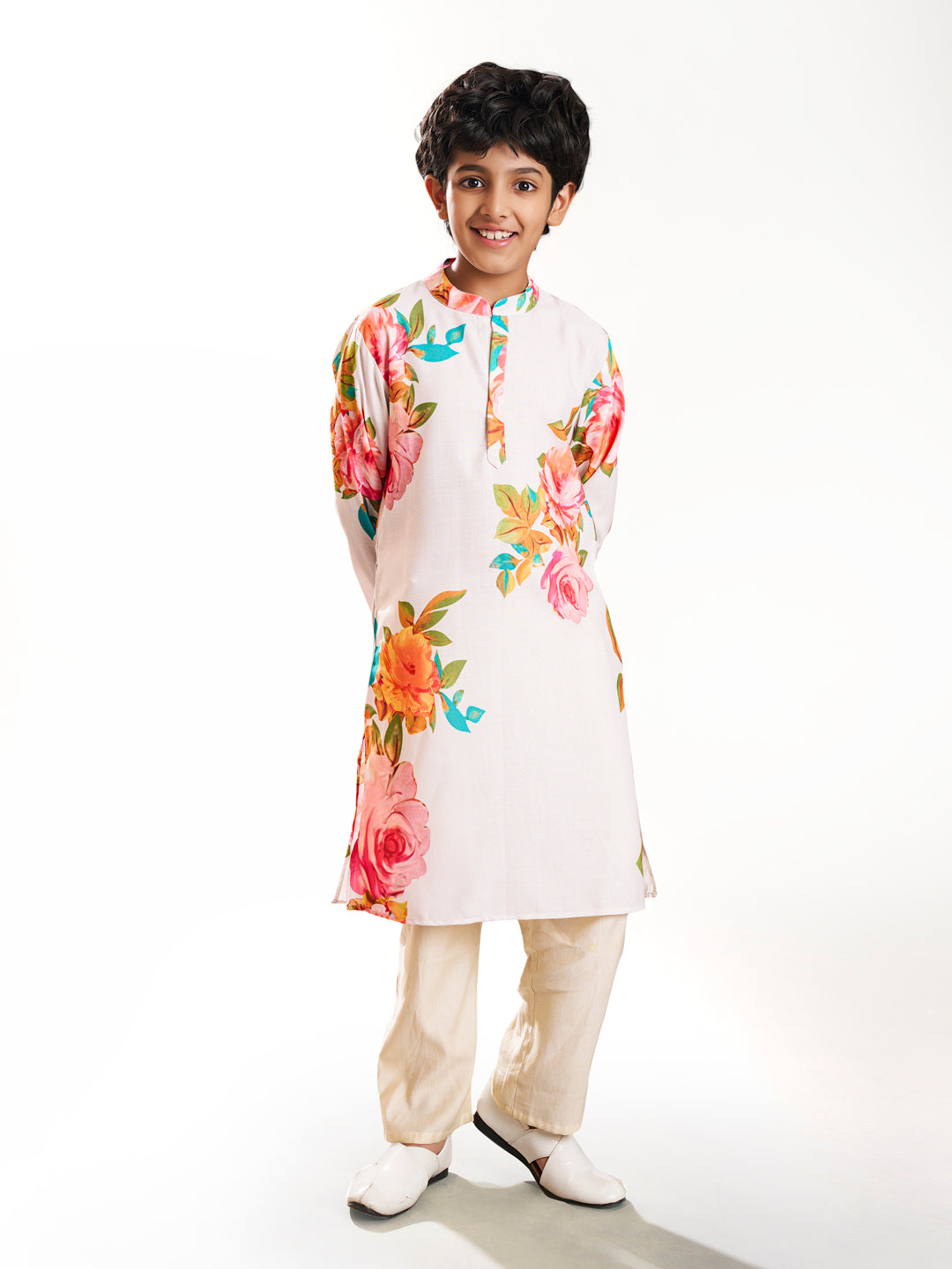 Boys off white floral printed kurta with a off white pajama