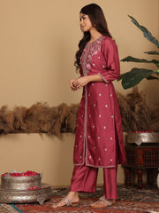 Women Mauve Silk Thread Embroidered Kurta Set With Dupatta