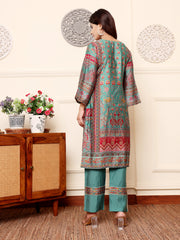 Women Green Round Neck Gotta Lace Detailed Ethnic Printed , Three Quarter Sleeve Straight Kurta  With Tonal Bottom With Lace Detailing