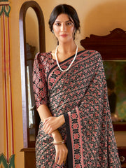 Women's Crepe Printed Designer Saree With Blouse Piece