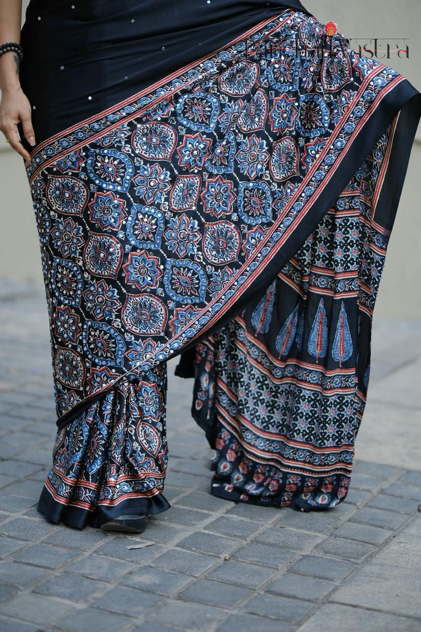 Soft-Modal-Silk-saree-with-stylish-prints-Rasleele2