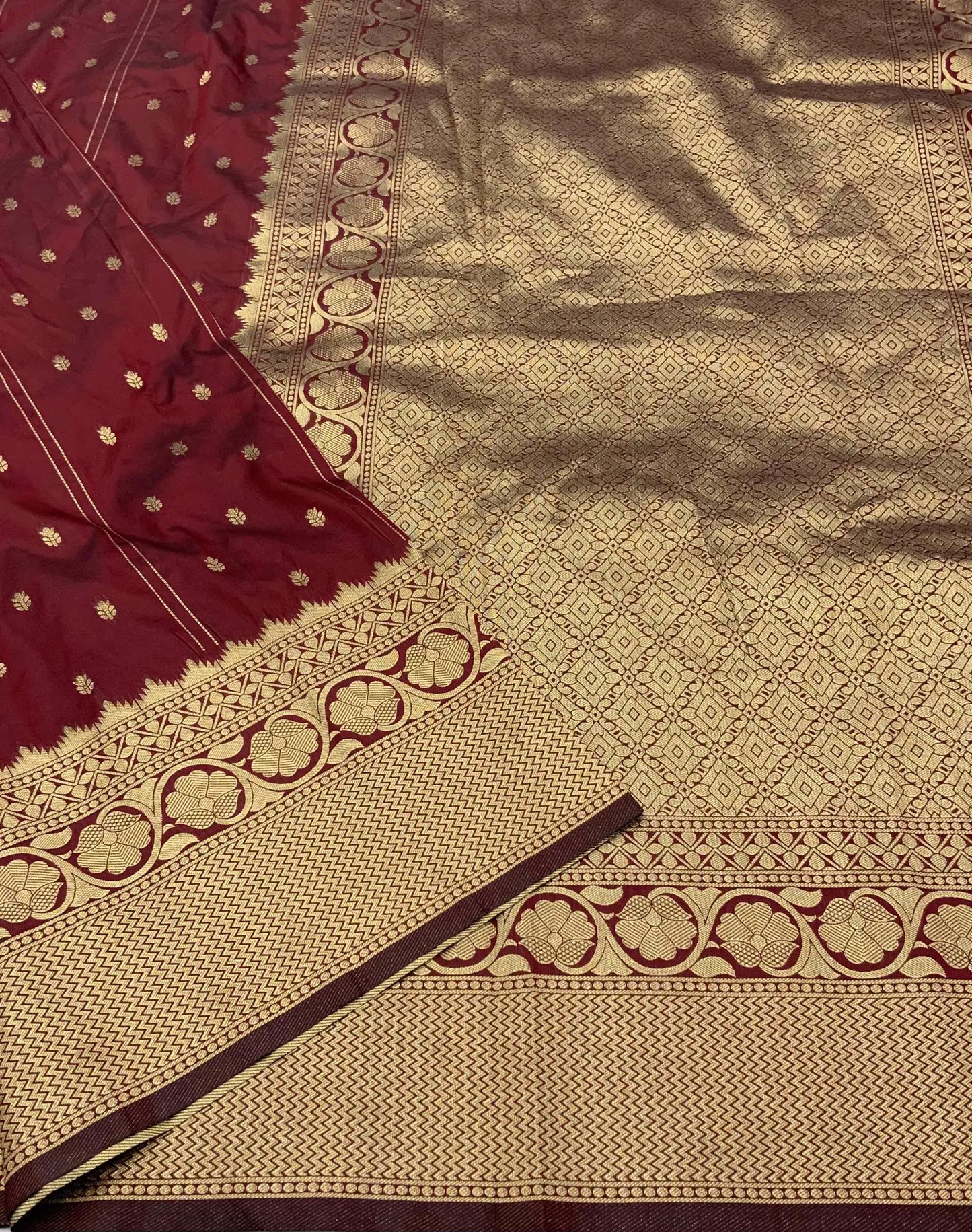 Soft-Poly-Silk-saree-with-stylish-prints-niyati