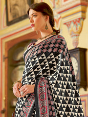Women's Crepe Printed Designer Saree With Blouse Piece