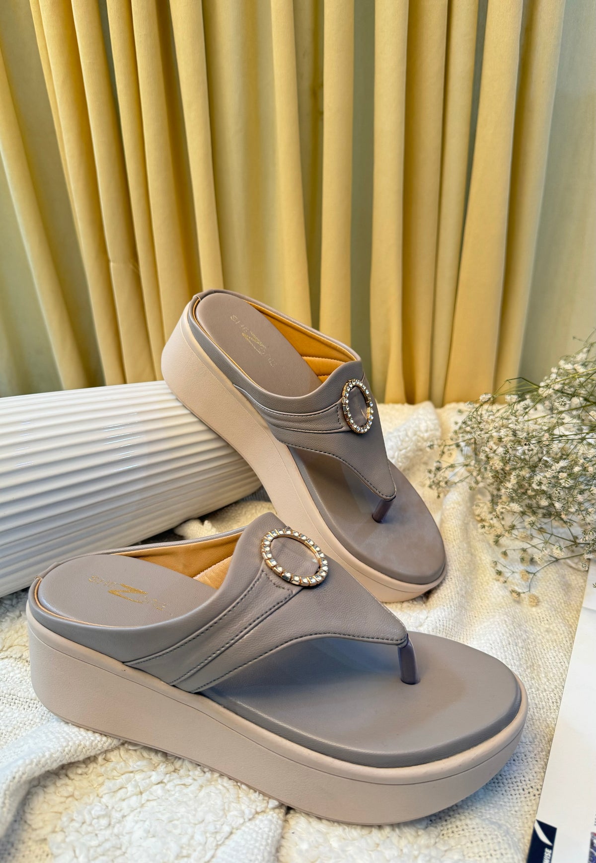 Casual Fashion Open Back Sandal 2 inches Wedge Heels