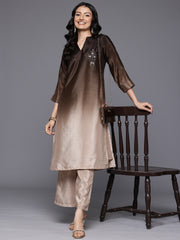 Women Mandarin Collar Placement Embroidered Kurta Paired With  Tonal Bottom