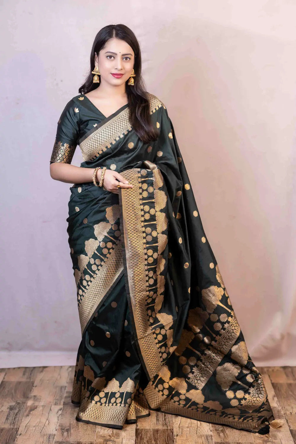 Soft-Poly-Silk-saree-with-stylish-prints-banarasitree