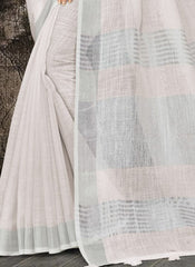 Elegant Peach Woven Linen Saree with Contrast Zari Border & Tassels – Soft & Breathable Party Wear