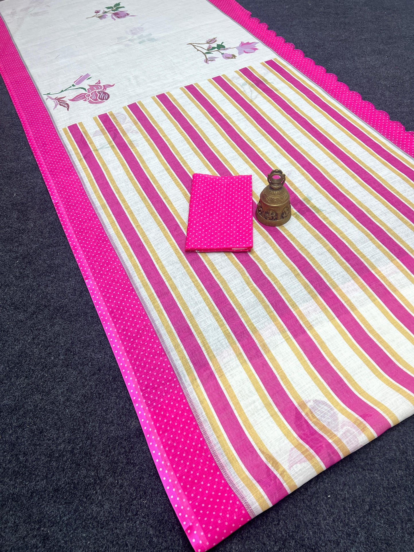 Soft linen saree with shaded style prints and cutwork