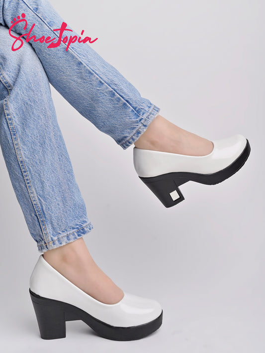حذاء Shoetopia باللون الأبيض للنساء والفتيات