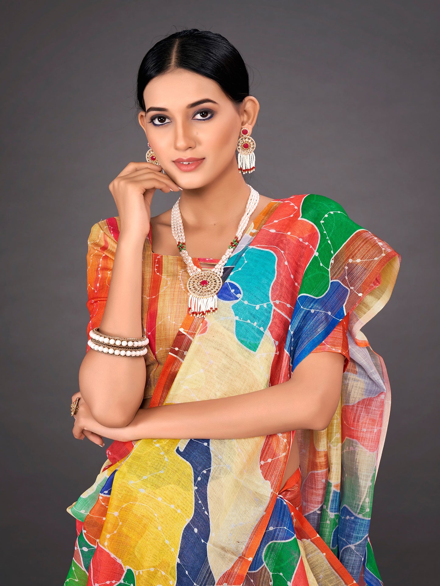 Women's Linen Multicolored Printed DesignerSaree With Blouse Piece