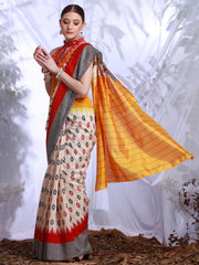 ساري نسائي من حرير بهجالبوري مطبوع باللون الكريمي بتصميم أنيق مع قطعة بلوزة