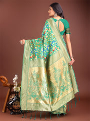 Majestic Green Silk Saree with Gold Zari & Floral Design – Perfect for Festive & Traditional Occasions