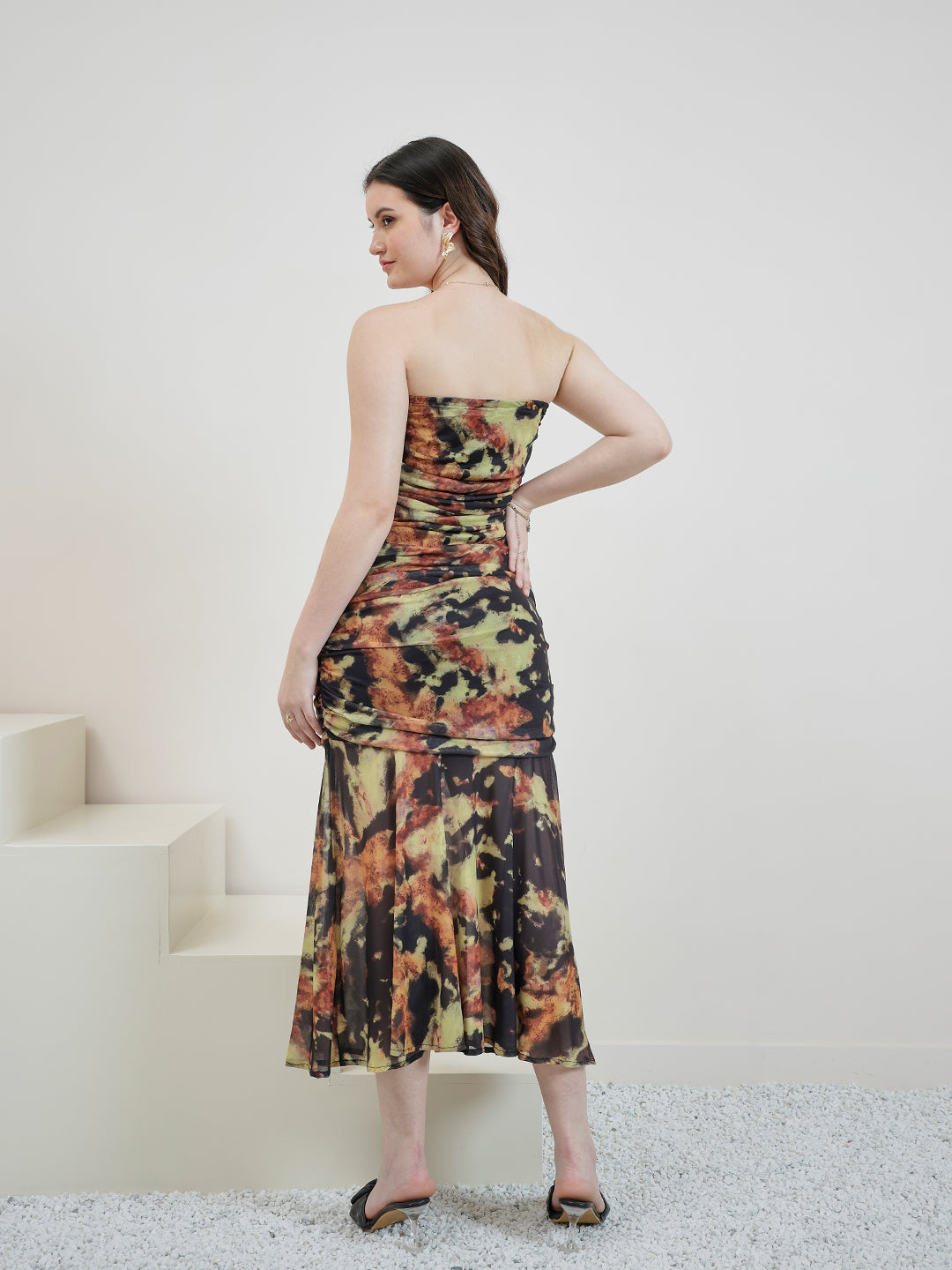 Women Abstract Printed Strapless Gathered or Pleated Bandeau Midi Dress