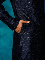 Vastramay-Men's Navy Blue Silk Blend Kurta