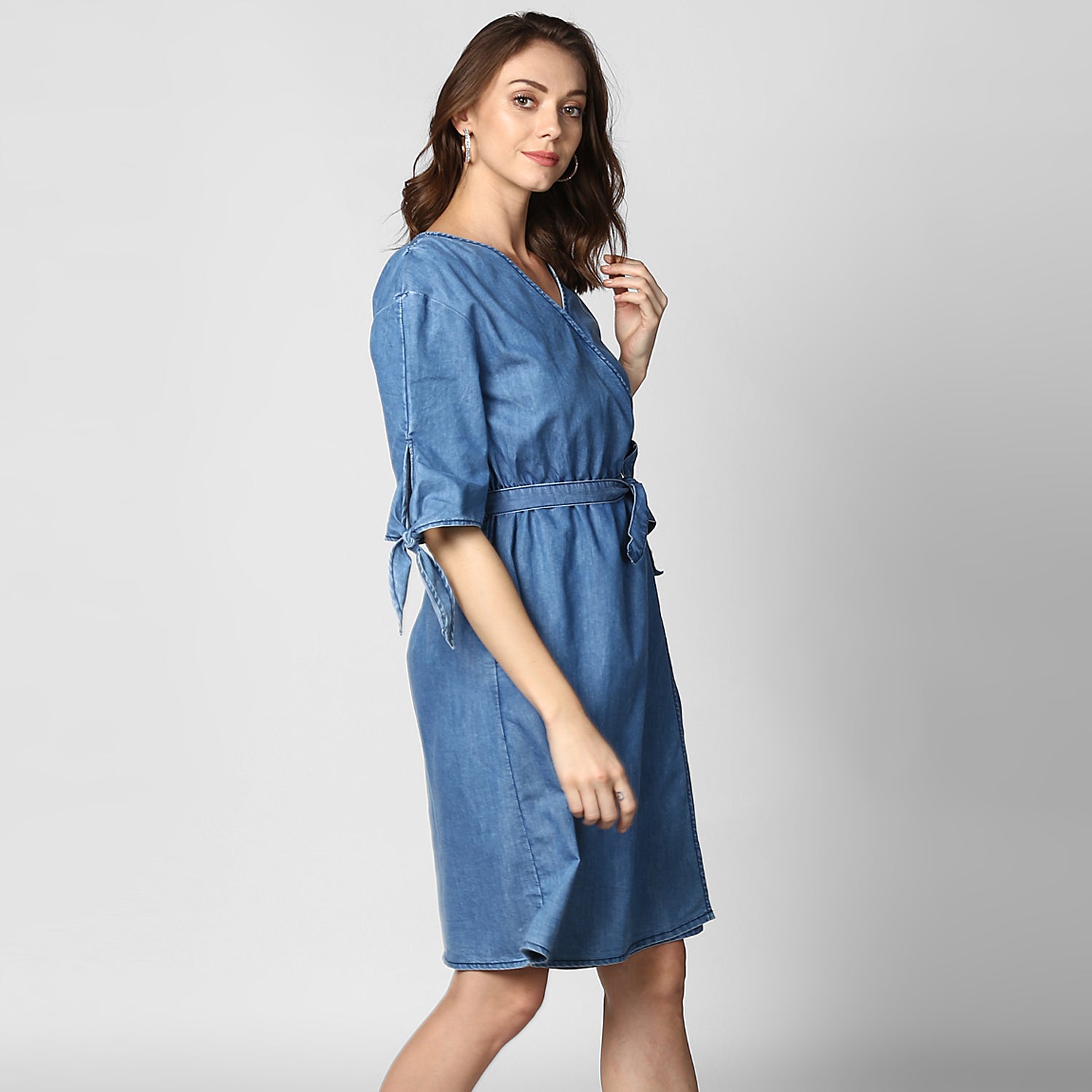 StyleStone Women's Blue Denim Tie Sleeve Dress