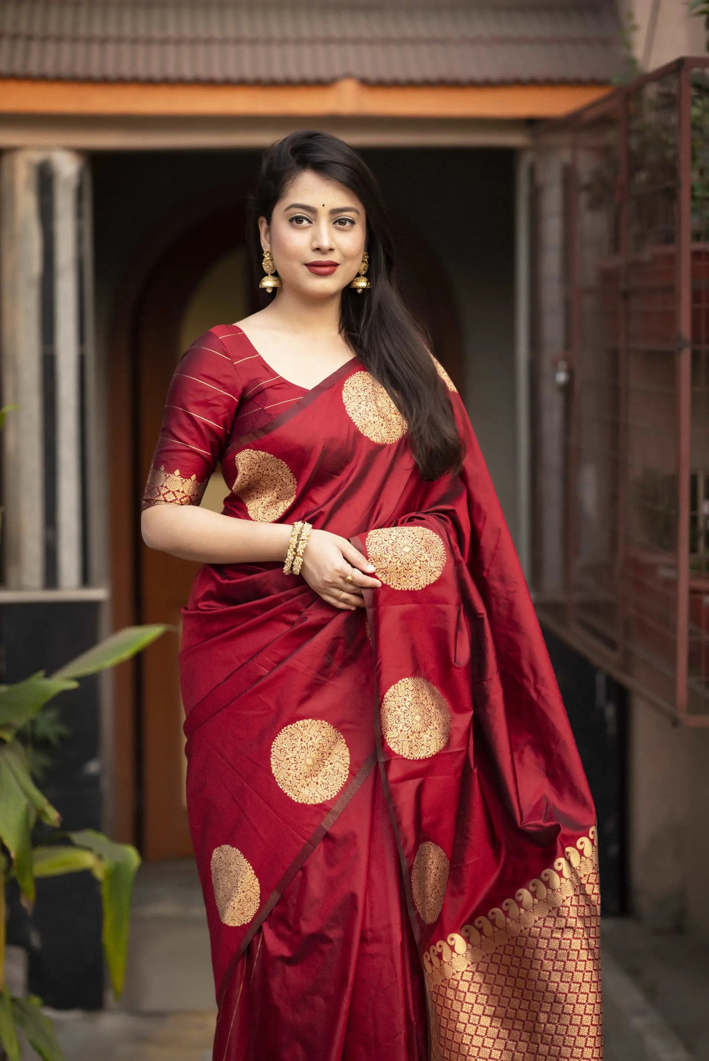 Soft-Poly-Silk-saree-with-stylish-prints-purnima1