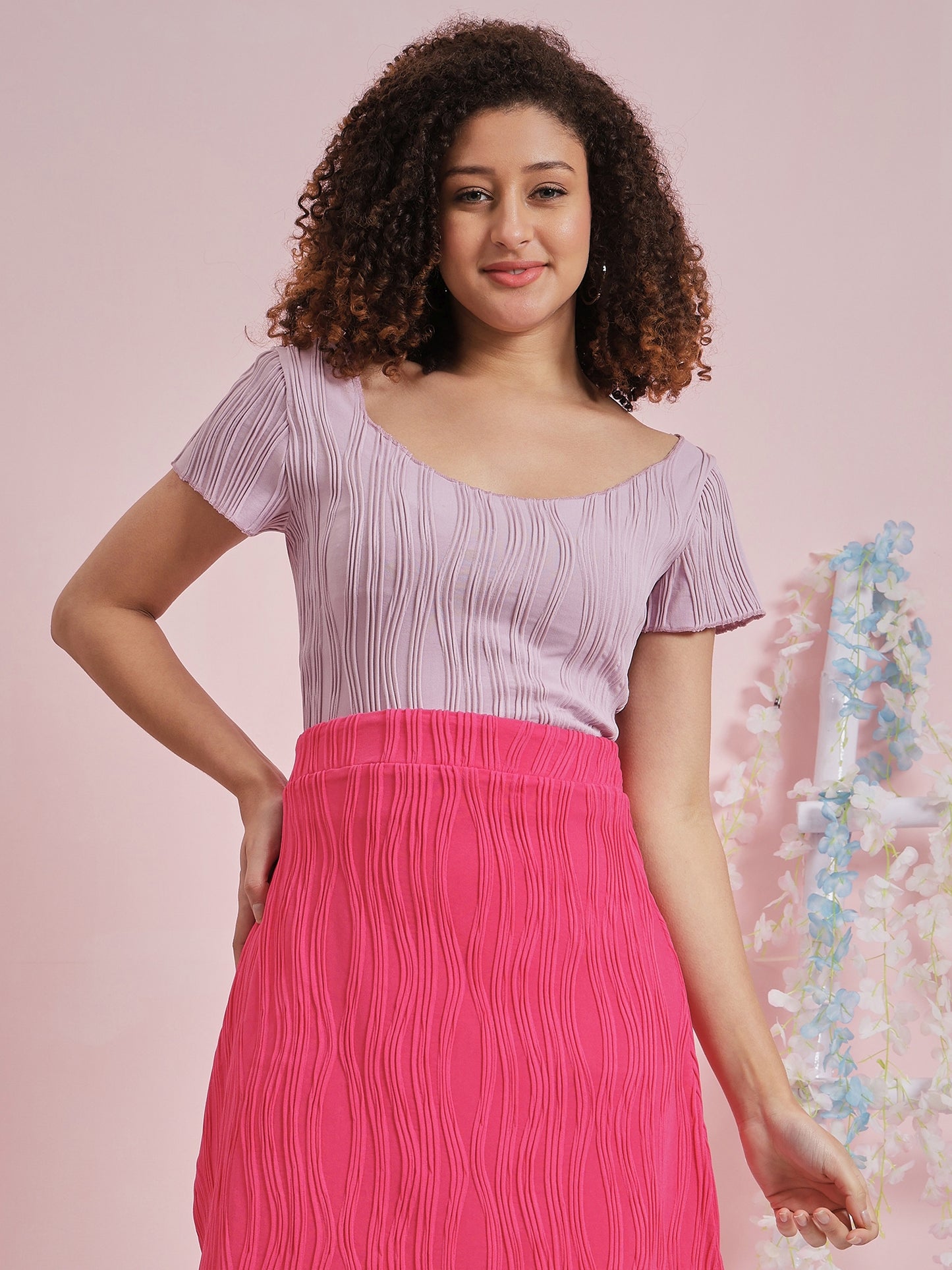 Round Neck Short Sleeves Textured Top