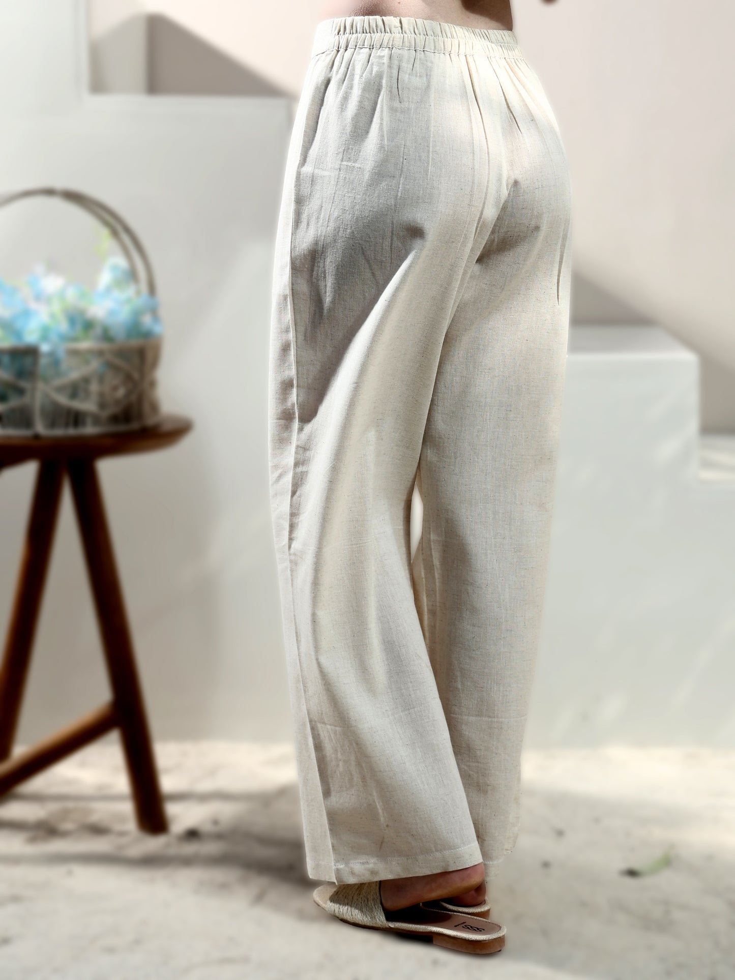 Women Relaxed Straight Leg Straight Fit Easy Wash Pleated Trousers