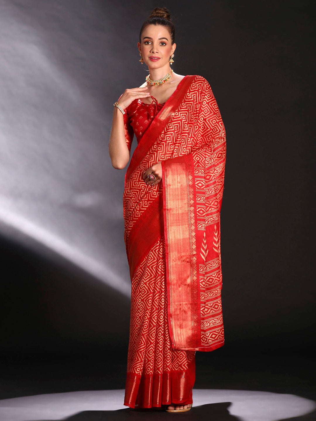 Women's Art Silk Red Printed Designer Saree With Blouse Piece