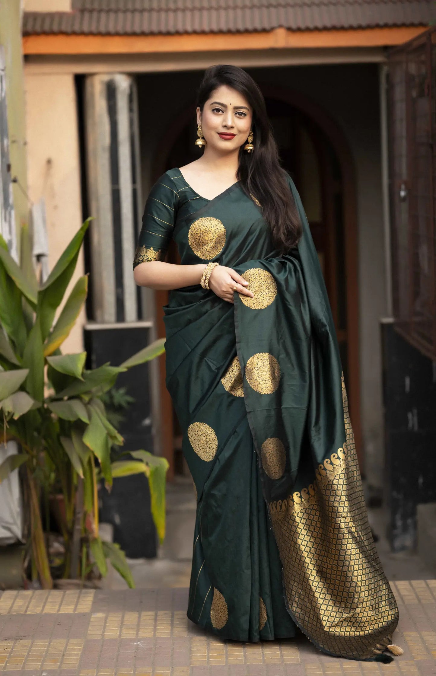 Soft-Poly-Silk-saree-with-stylish-prints-purnima1