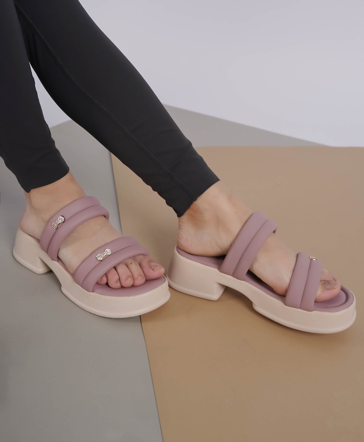 Casual Fashion Open Back Mules 1.5 inches Block Heels