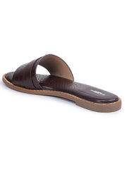 أحذية مسطحة مفتوحة من الأمام سهلة الارتداء، مناسبة للإطلالات الكاجوال