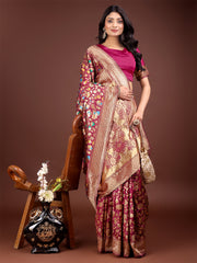 Majestic Green Silk Saree with Gold Zari & Floral Design – Perfect for Festive & Traditional Occasions