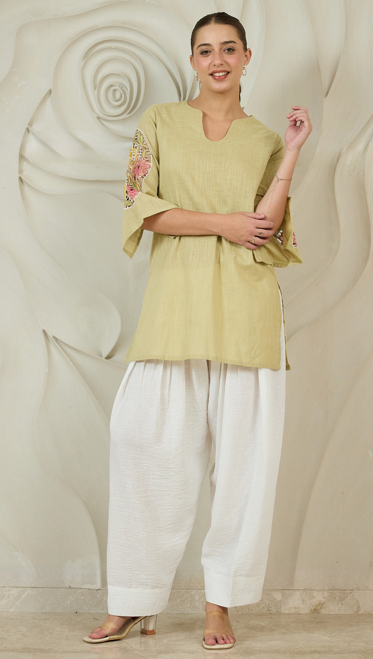 Women Farshi Floral Embroidered Notch Neck Patchwork Pure Cotton Kurta With Salwar