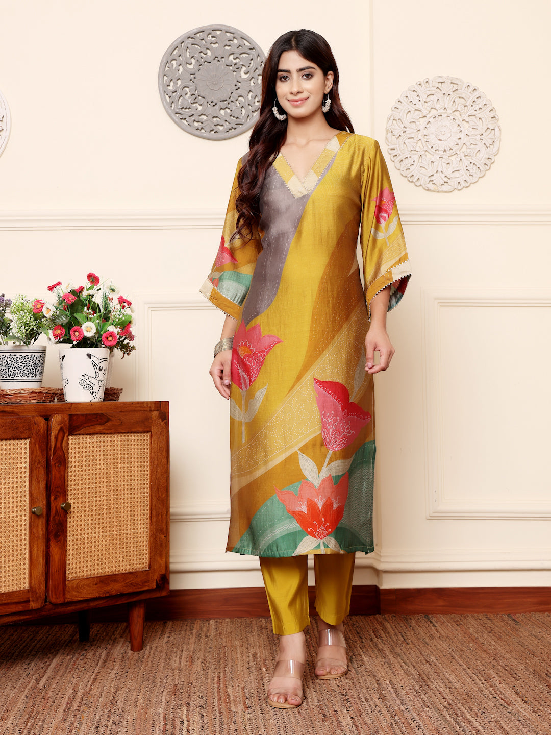 Women Olive Abstract Printed  Gota Lace Detailed Kurta With Solid Trouser.