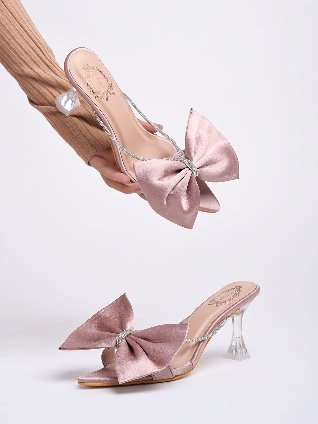 Shoetopia - حذاء بكعب أرجواني أنيق مزين بزخارف غربية للنساء والفتيات