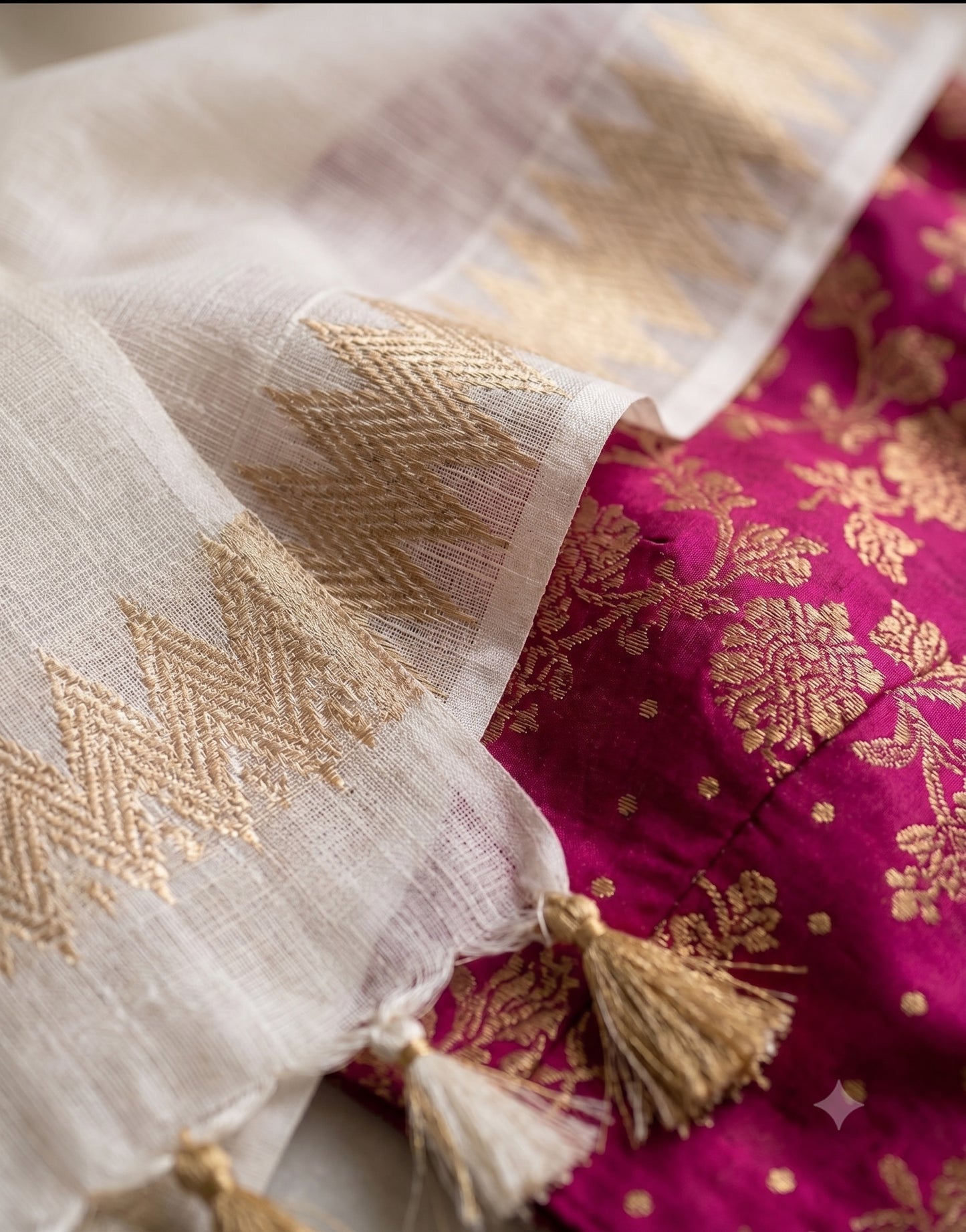 soft kota saree with zari woven zig zag border.cotton tassels on pallu.contrast zari woven banarasi silk blouse