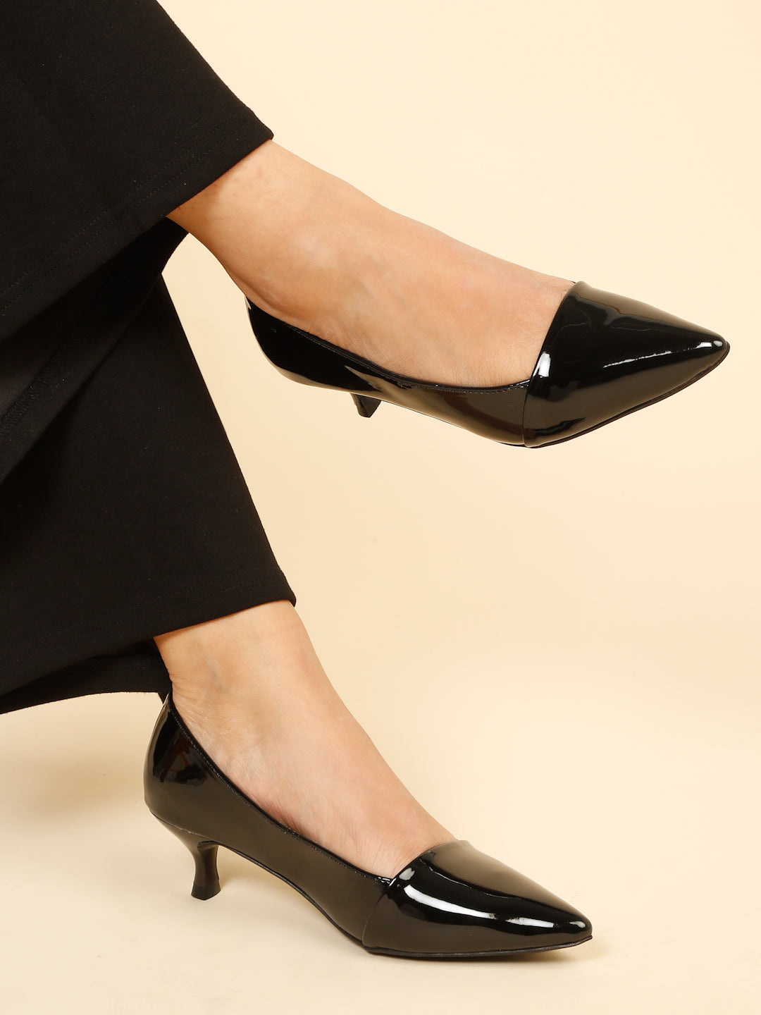 Casual Fashion Closed Back Kitten Pumps