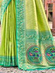 Traditional Kanjivaram Silk Saree in Orange with Grand Zari Pallu and Matching Blouse