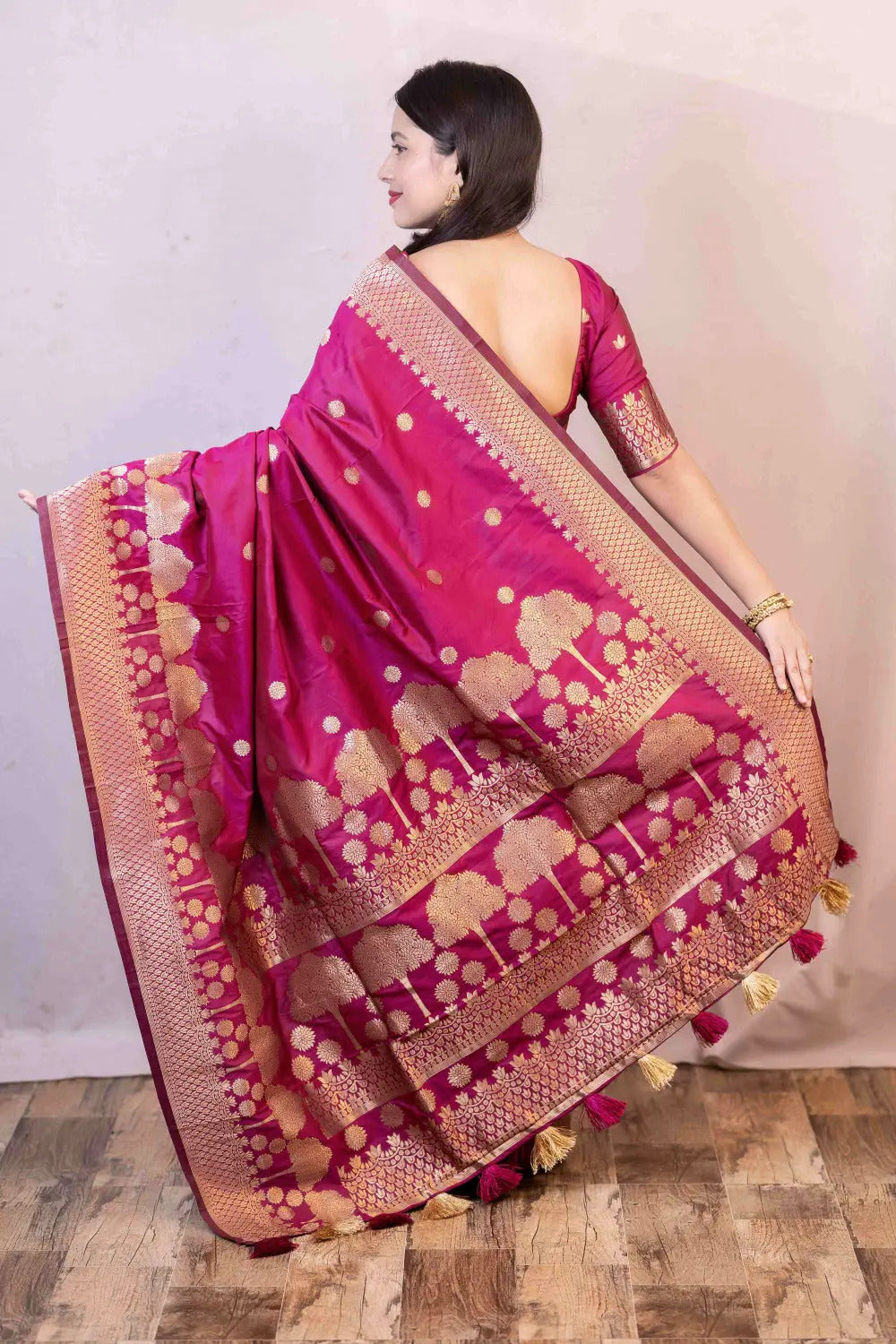 Soft-Poly-Silk-saree-with-stylish-prints-banarasitree