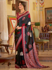 Women's Crepe Printed Designer Saree With Blouse Piece