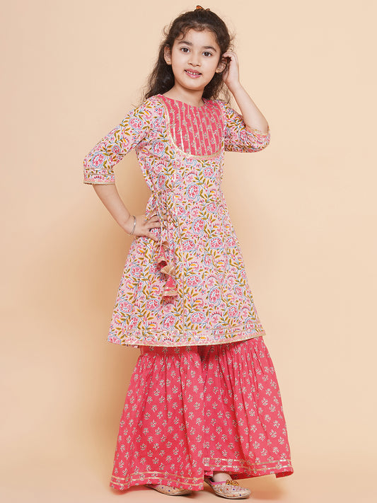 Placement Print Three-Fourth Sleeves Above Knee Length Cotton Kurta With Sharara - Pink