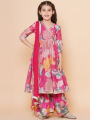 Silk blend Woven Three-Quarter Sleeves Floral Print Flared Kurta And Sharara With Dupatta Set - Pink