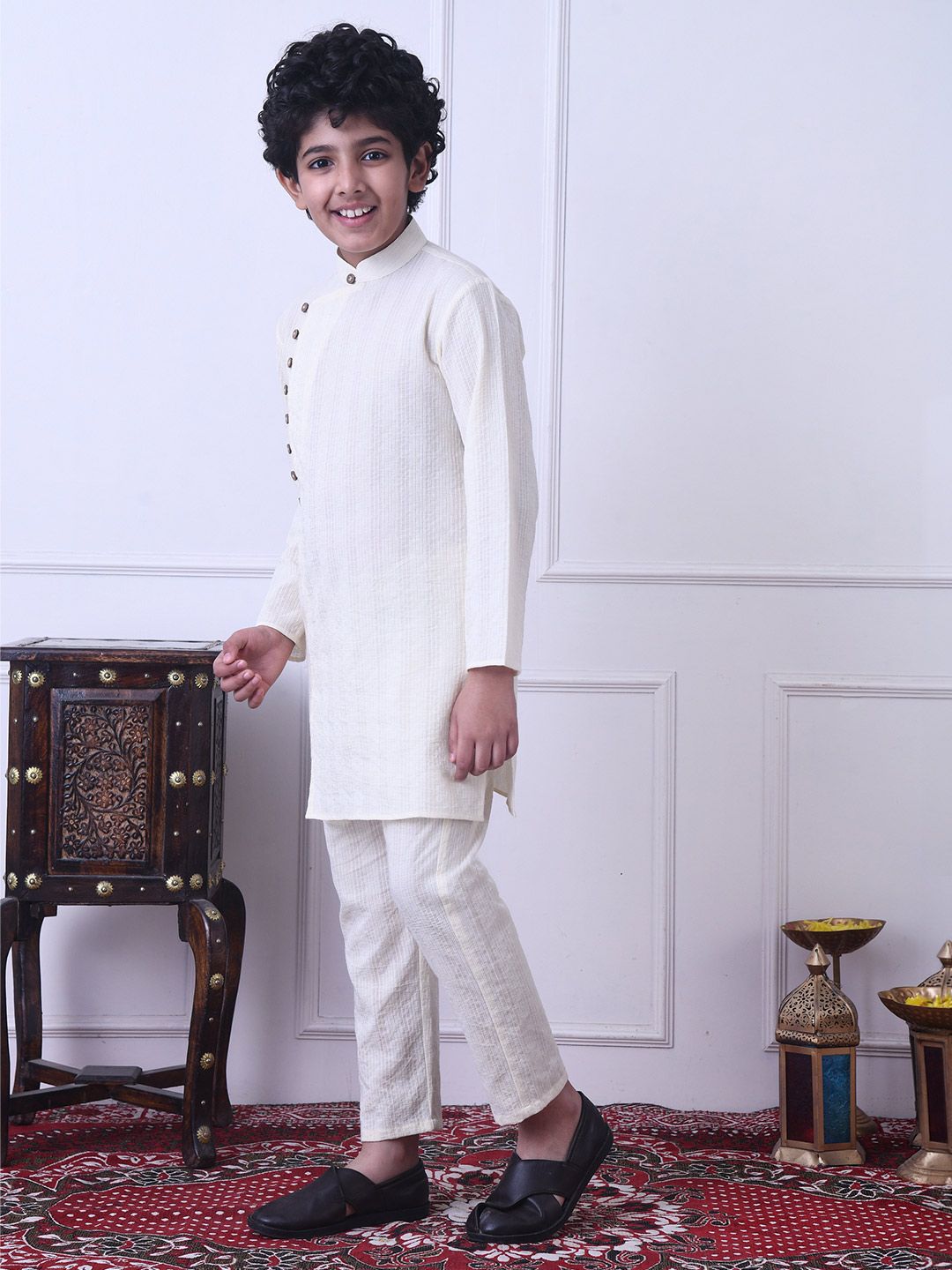 Indi Loom Couture Boys Off White Solid Ethnic Kurta with Pajama Set ILBKS17