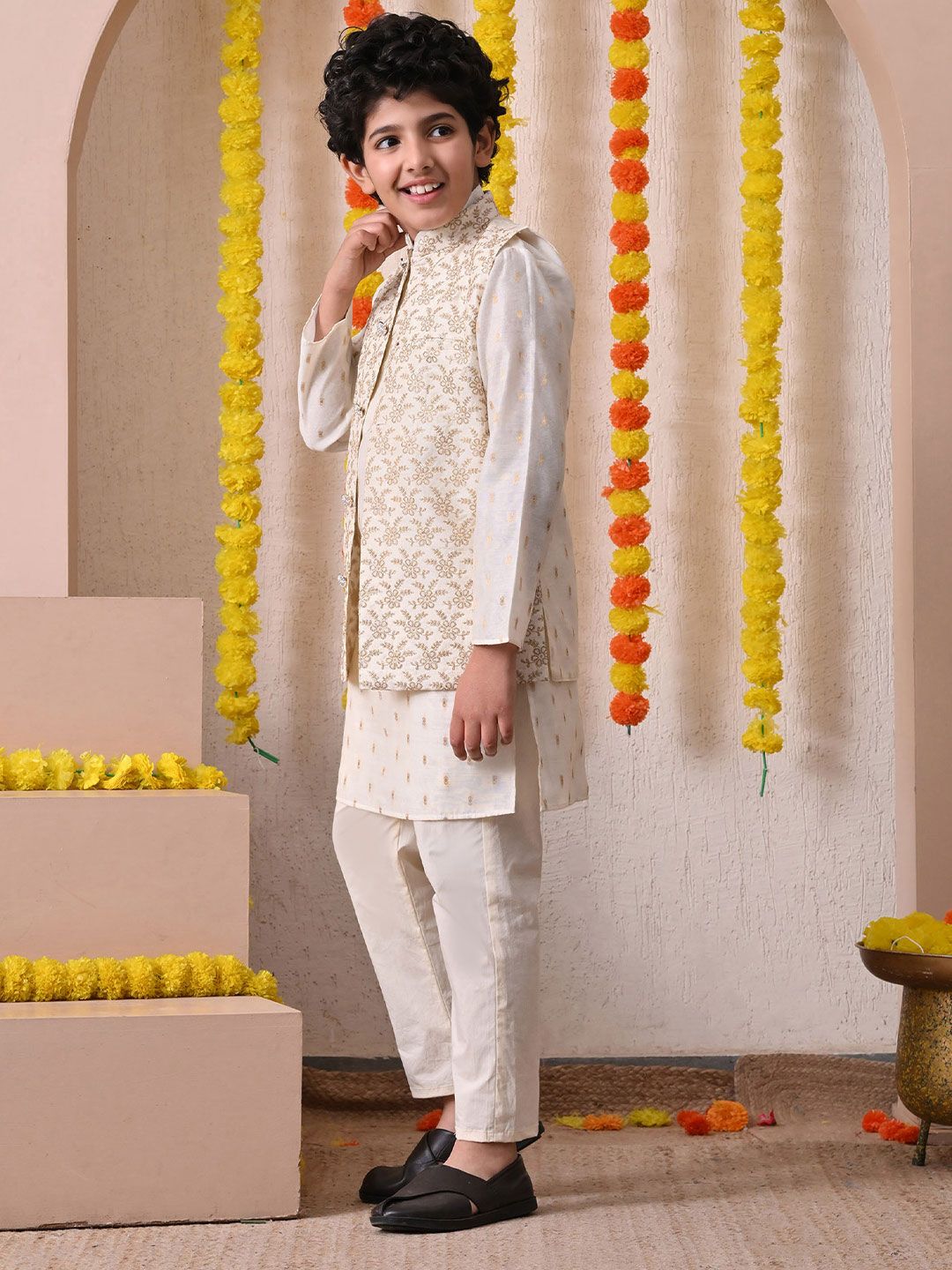Indi Loom Couture Boys Off White Chanderi Booti Kurta with Embroidered Jacket & Pyjama Set ILBKSJ02
