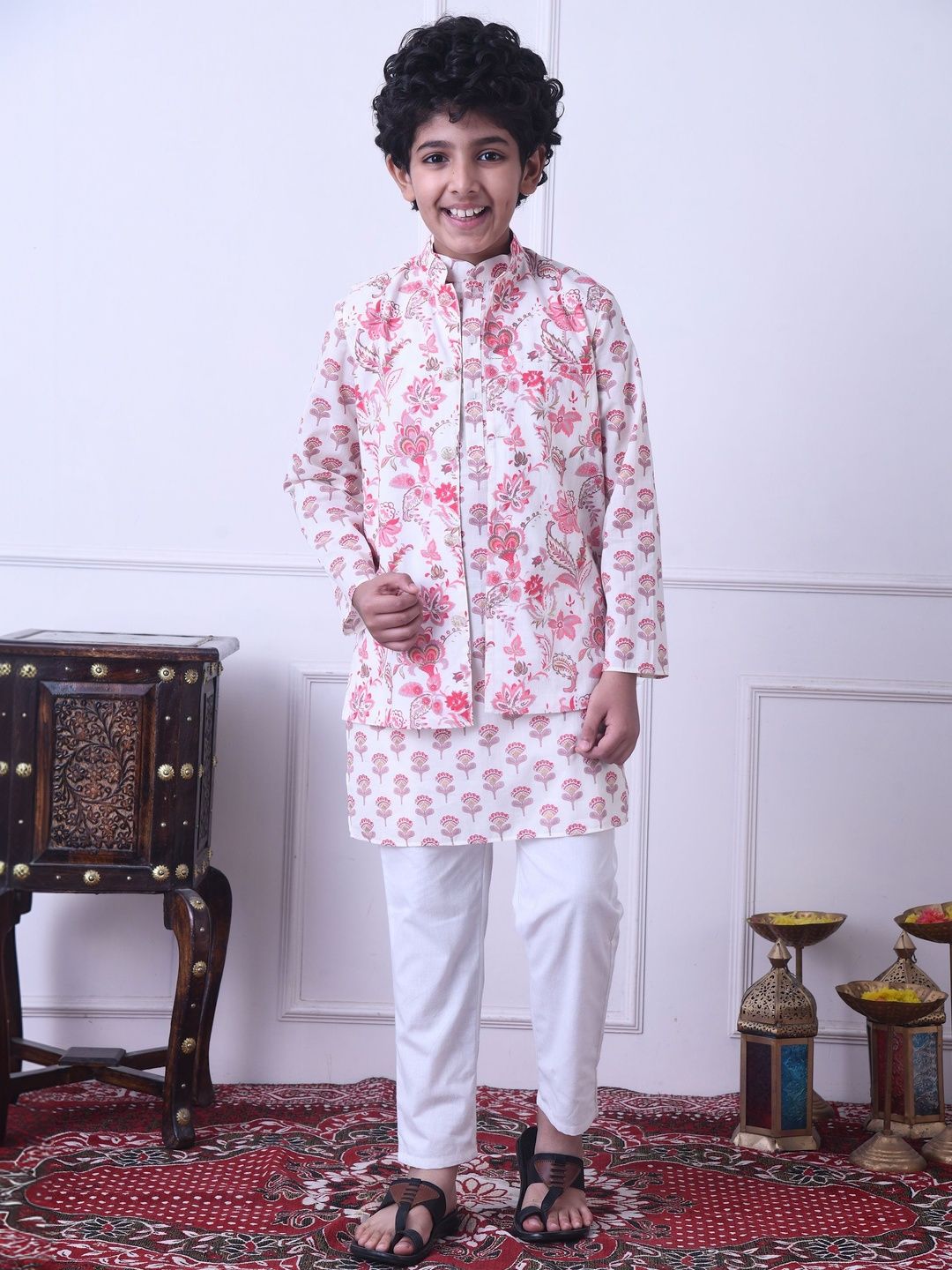 Indi Loom Couture Boys Off White Printed Kurta with Floral Jacket & Pyjama Set ILBKSJ23